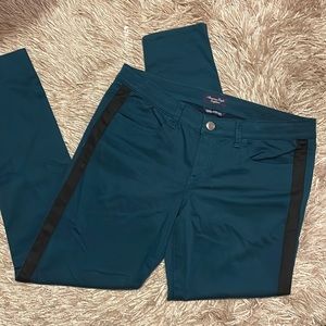 AMERICAN Eagle Super Stretch Jeggings size 14